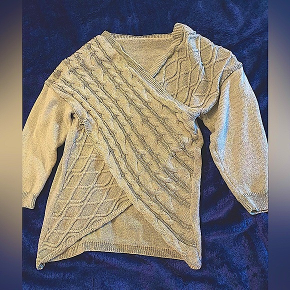Source Unknown Sweaters - NWOT* Light Green Cable Knit Crossed Sweater